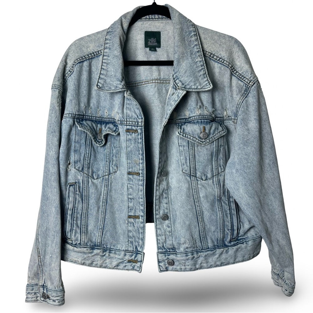 Wild Fable Women’s Oversized Distressed Acid Wash Denim Jacket Light Blue Sz XXL - Picture 2 of 5